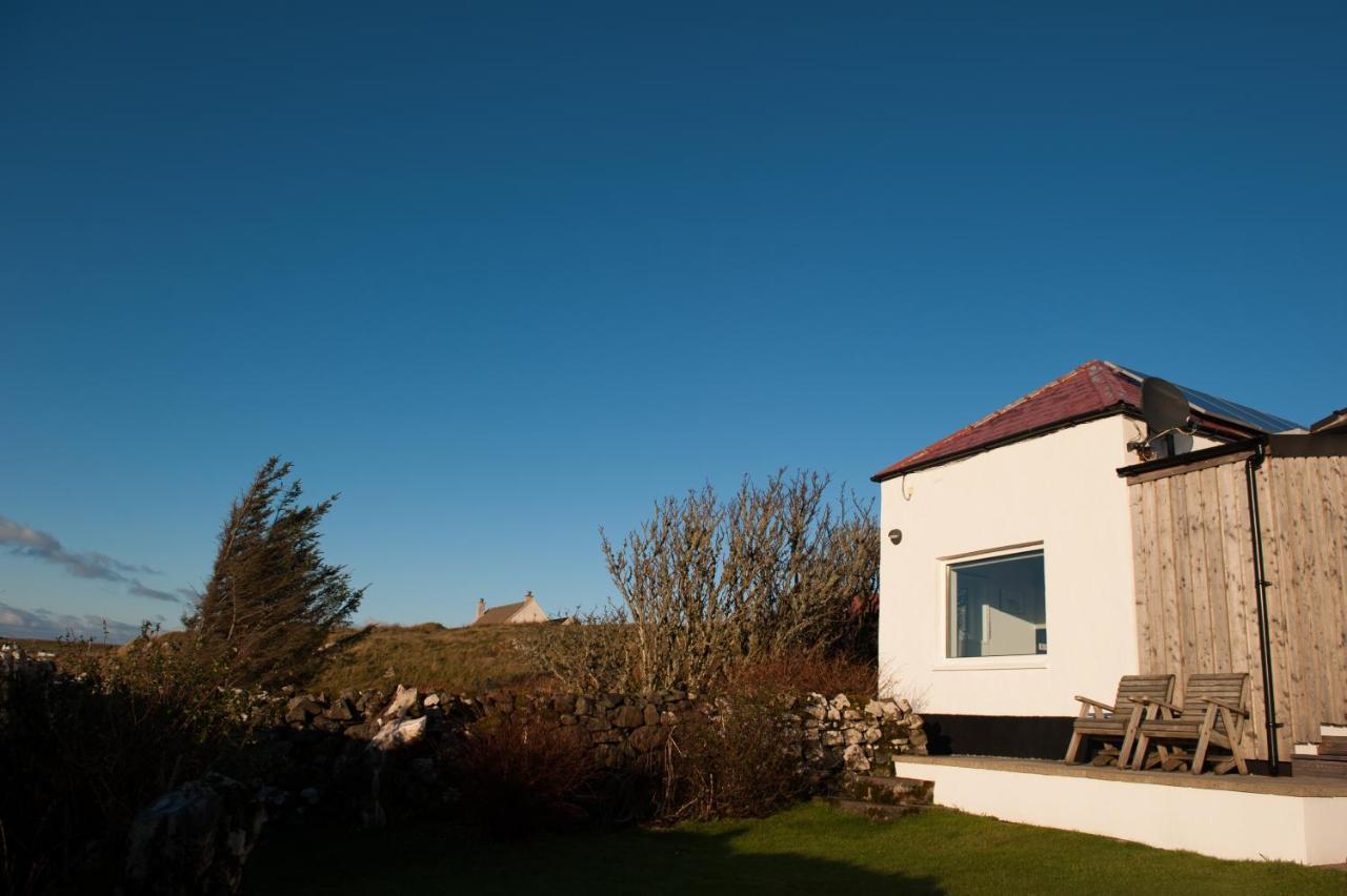 An Cala Beag Self Catering Apartment On The Waternish Peninsula Hallin Екстериор снимка