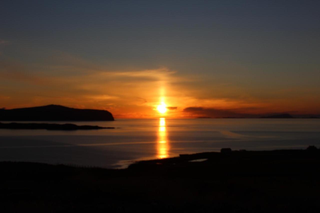 An Cala Beag Self Catering Apartment On The Waternish Peninsula Hallin Екстериор снимка